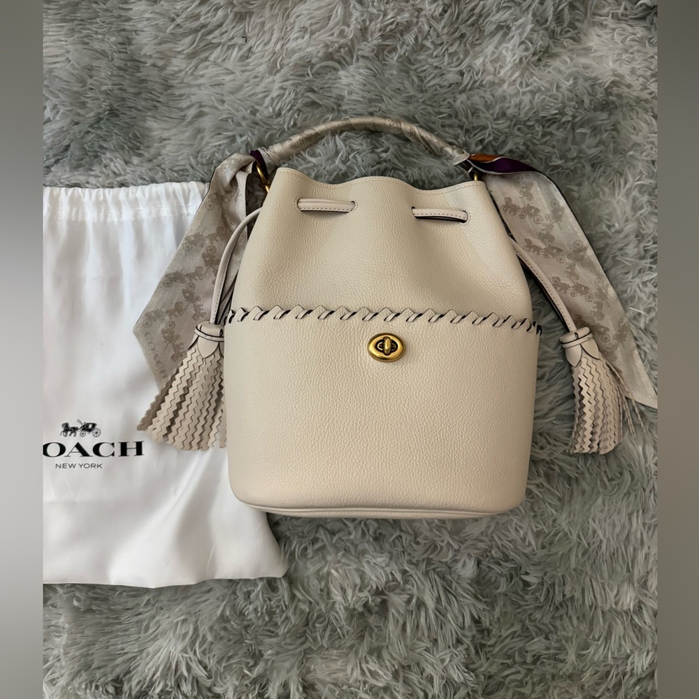 Coach Lora Bucket Bag